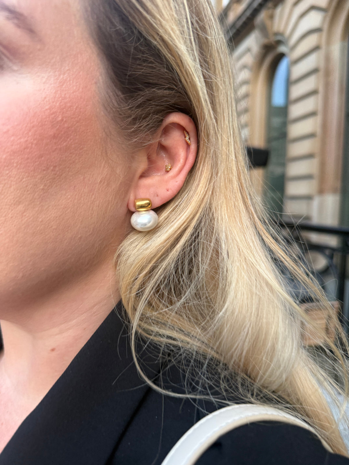 Pearl Stud