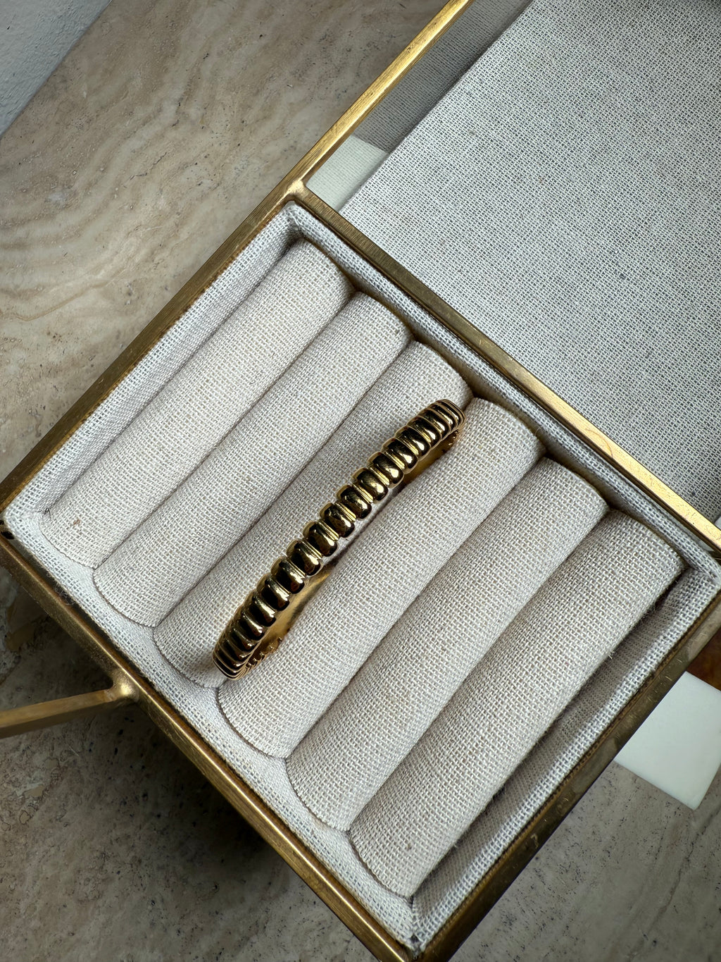 Ribbon Bangle (Preorder End of October)