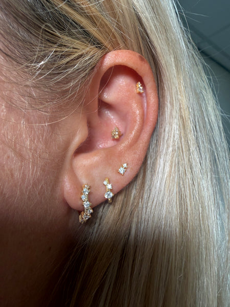 Double Diamond Stud
